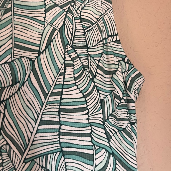 Title Nine :: Breeze Green Leaf Print :: Activewear Dress :: Small - Picture 13 of 13
